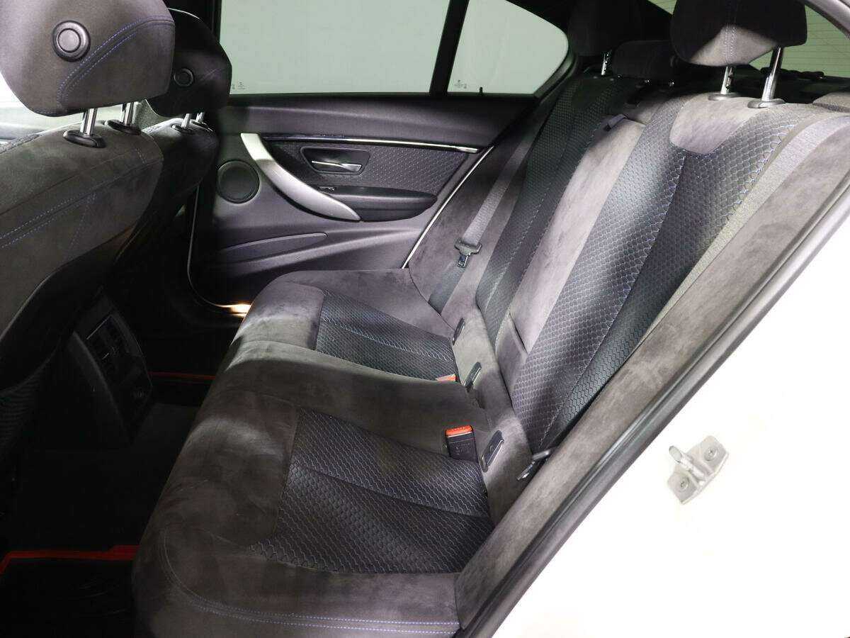 Купить BMW 3 серии, 2016, 139 605 км.. Фото: #9