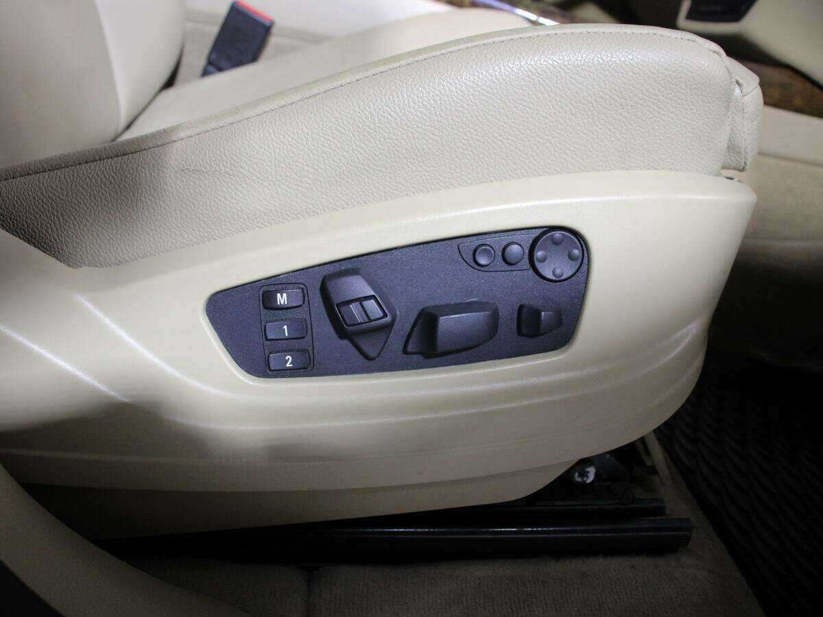 Купить BMW X5, 2013, 243 725 км.. Фото: #13