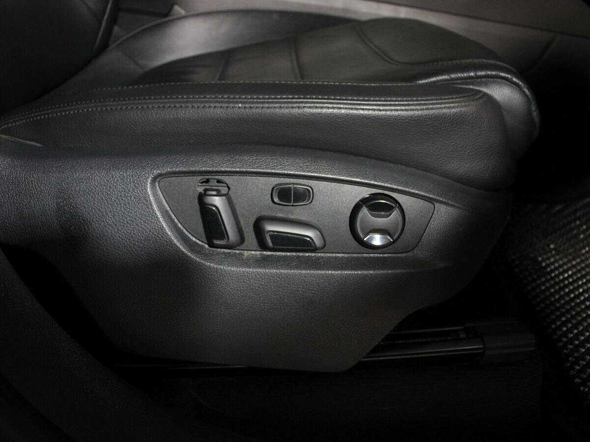 Купить Volkswagen Touareg, 2015, 177 224 км.. Фото: #13