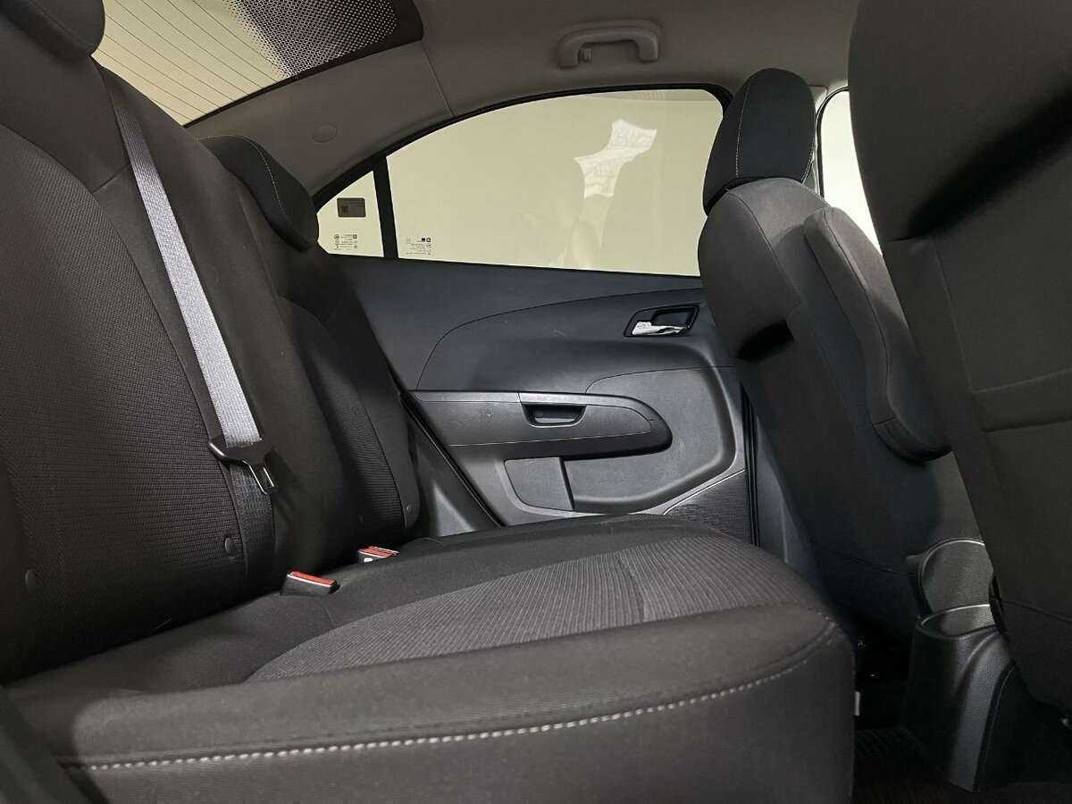 Купить Chevrolet Aveo, 2015, 103 623 км.. Фото: #13