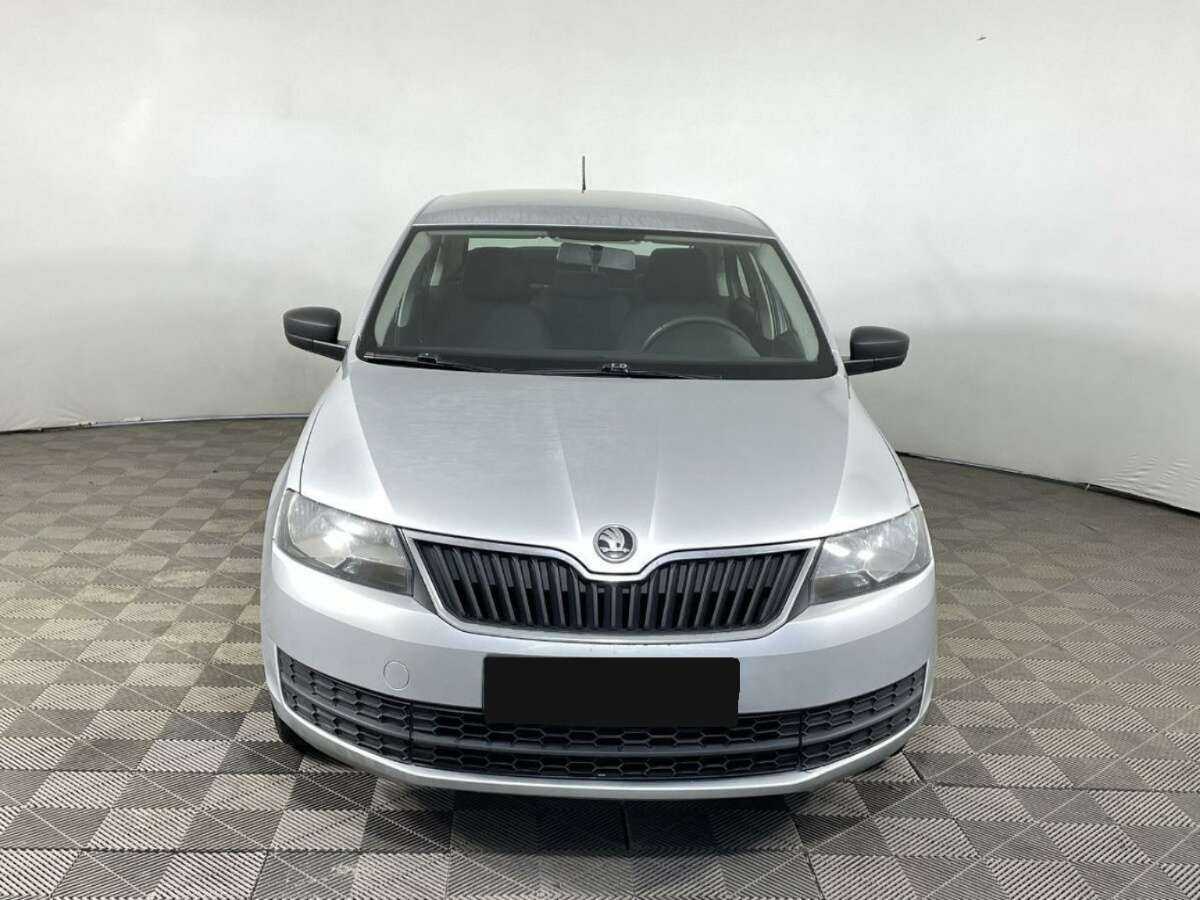 Купить Skoda Rapid, 2016, 238 147 км.. Фото: #1