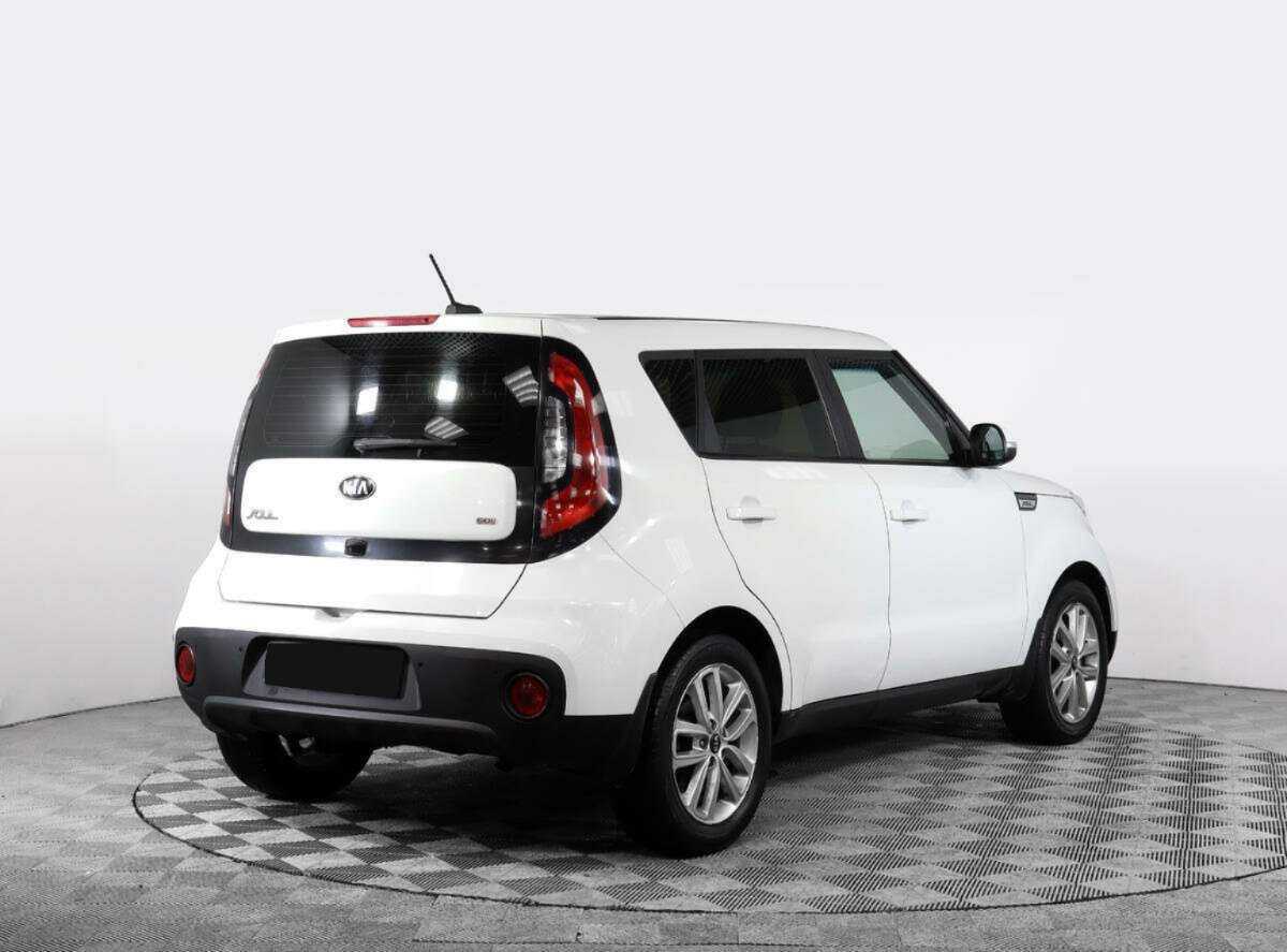 Купить Kia Soul, 2018, 117 542 км.. Фото: #3