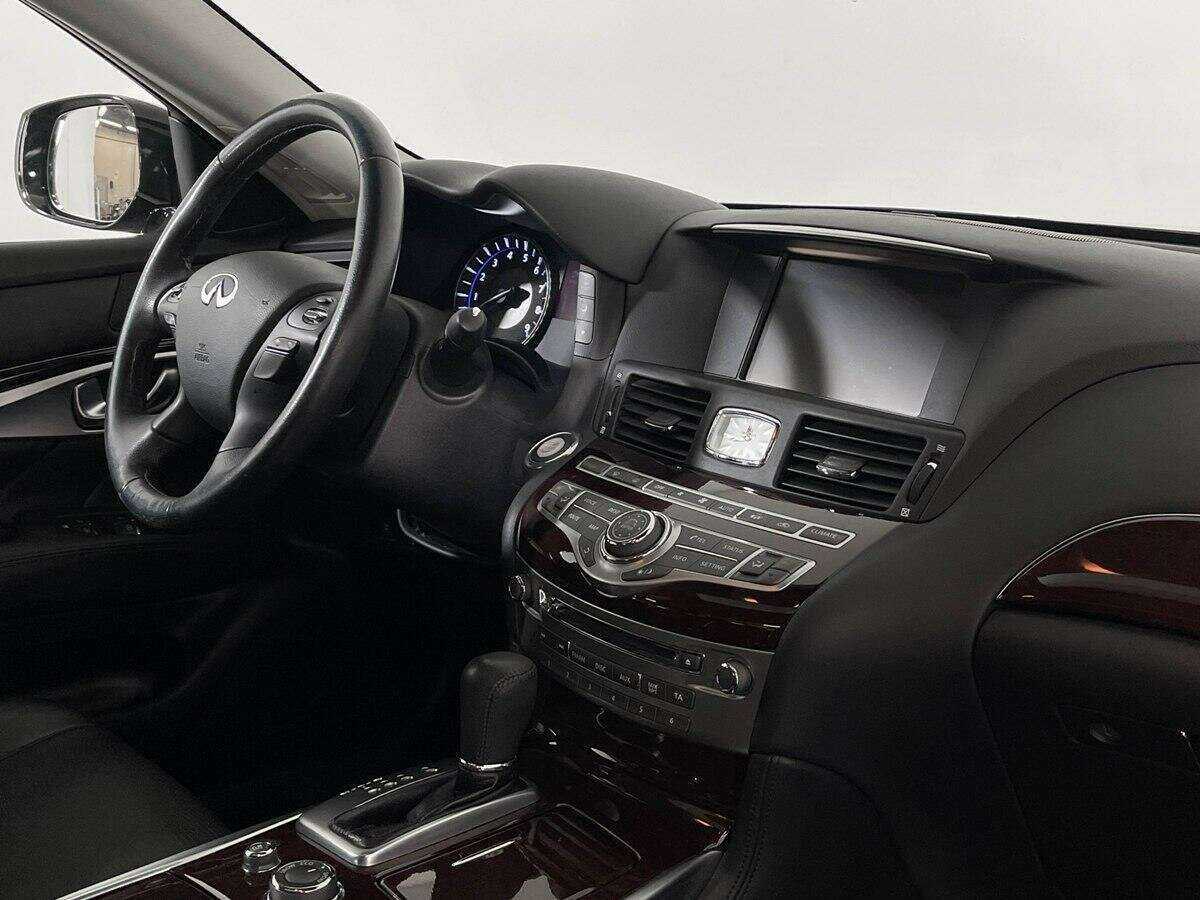 Купить Infiniti Q70, 2016, 78 000 км.. Фото: #8