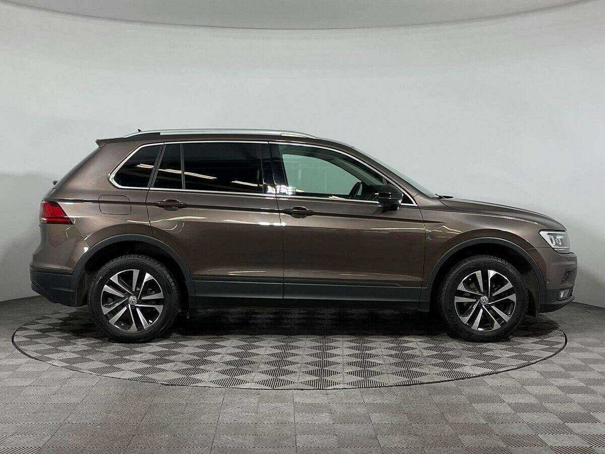 Купить Volkswagen Tiguan, 2019, 45 213 км.. Фото: #3