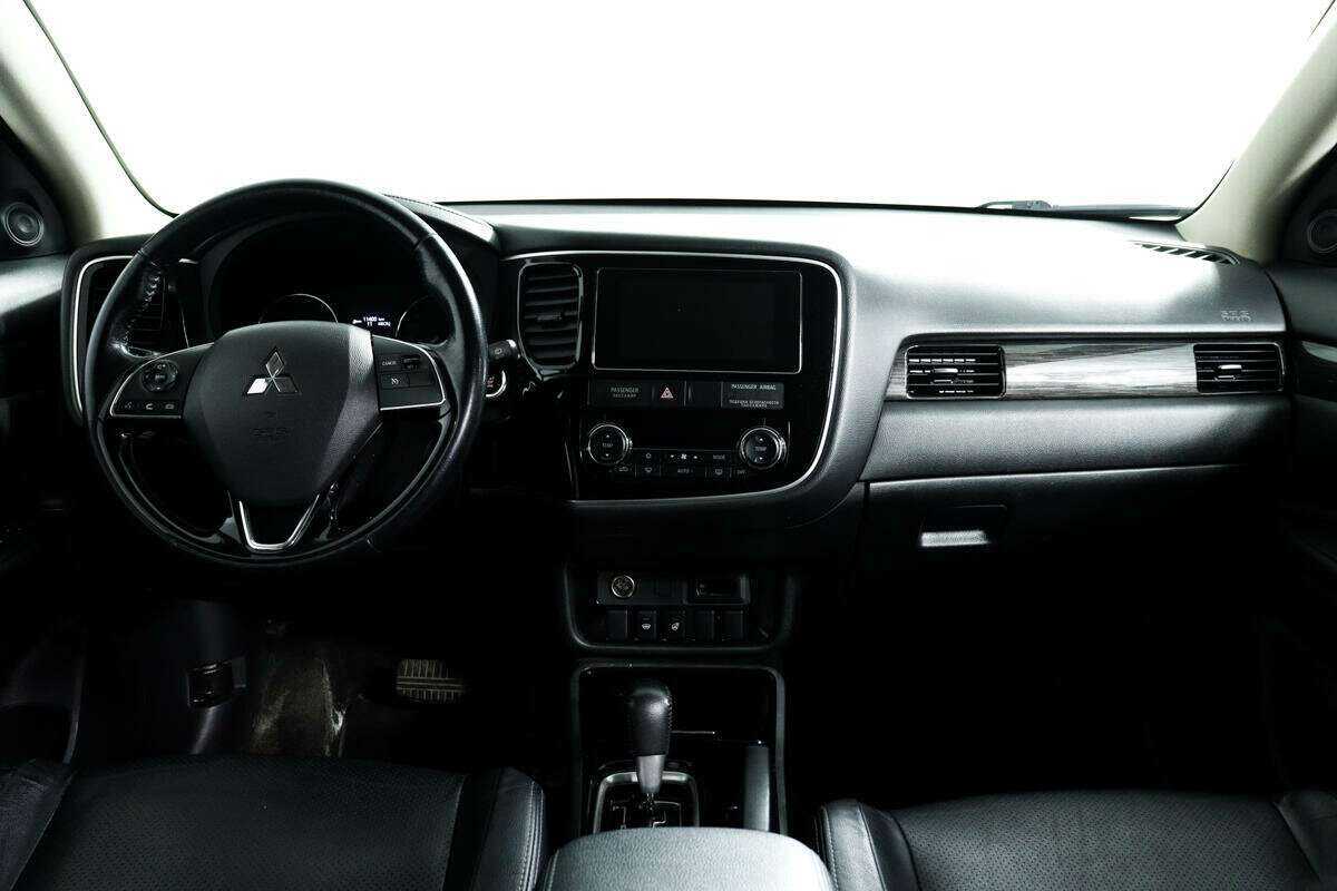 Купить Mitsubishi Outlander, 2018, 173 198 км.. Фото: #8