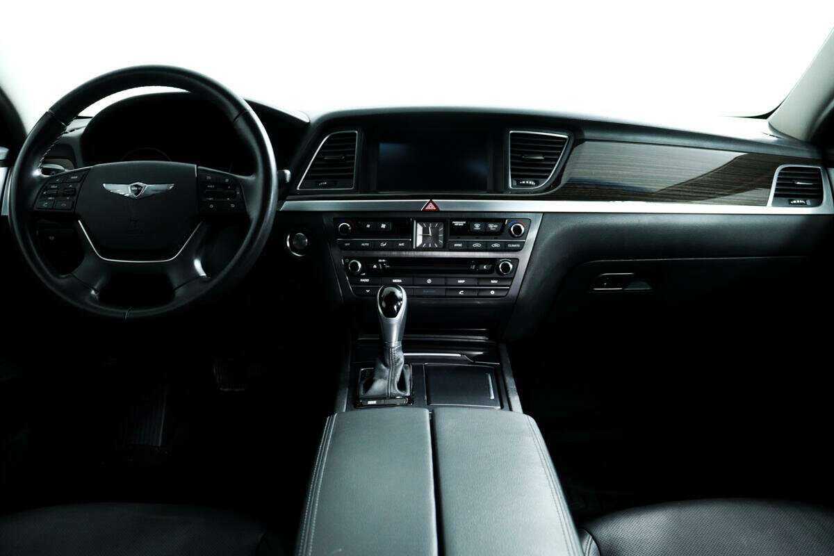 Купить Hyundai Genesis, 2016, 59 005 км.. Фото: #10
