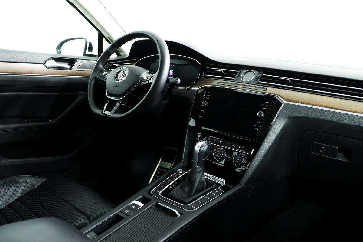 Купить Volkswagen Passat, 2018, 51 460 км.. Фото: #7