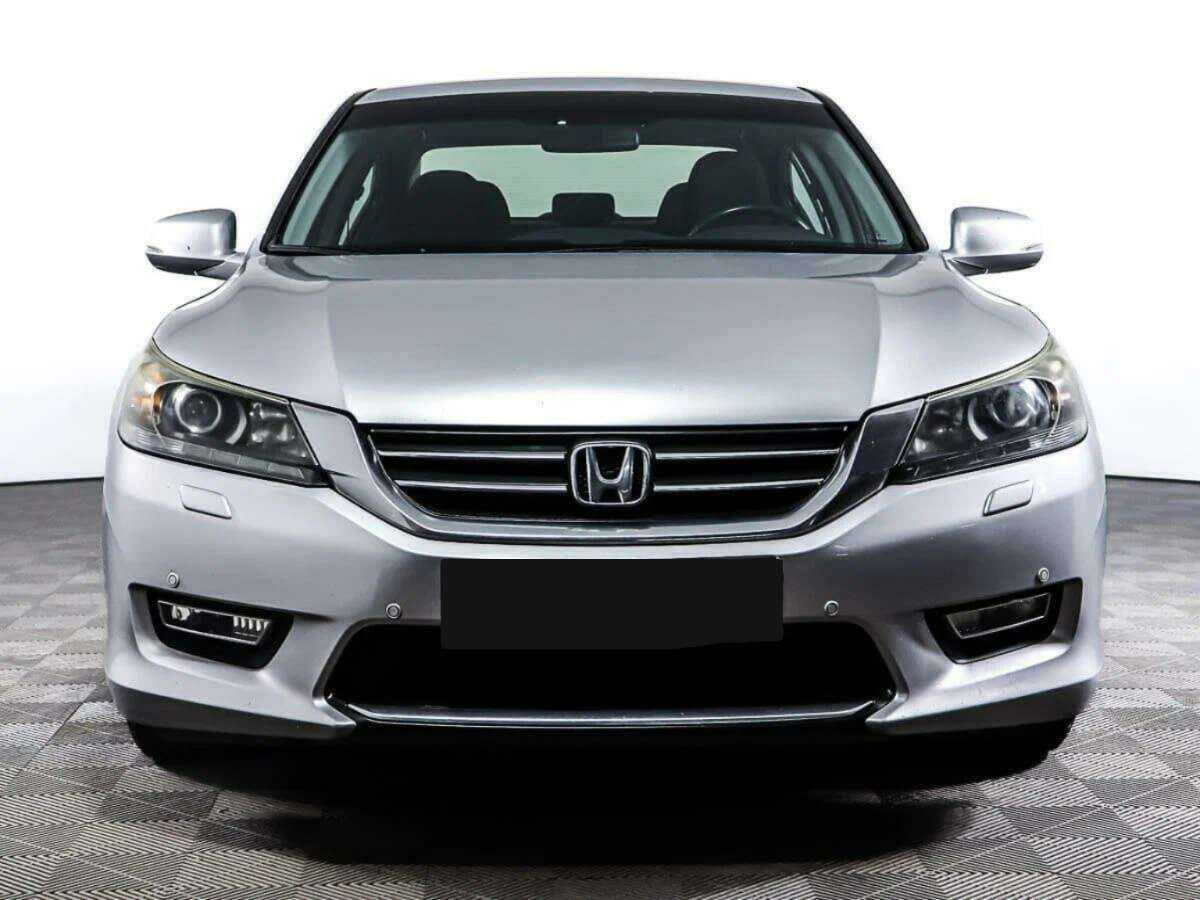 Купить Honda Accord, 2013, 120 001 км.. Фото: #1