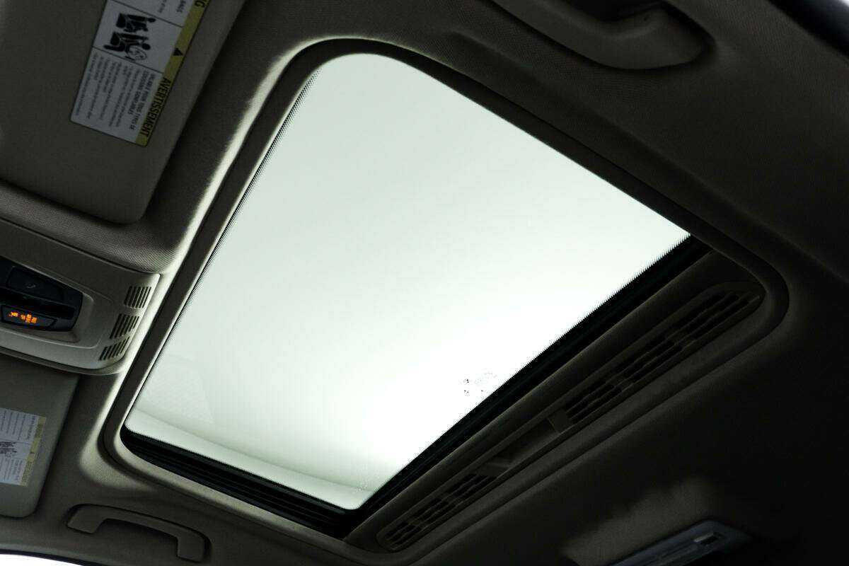 Купить BMW 3 серии, 2016, 113 816 км.. Фото: #12