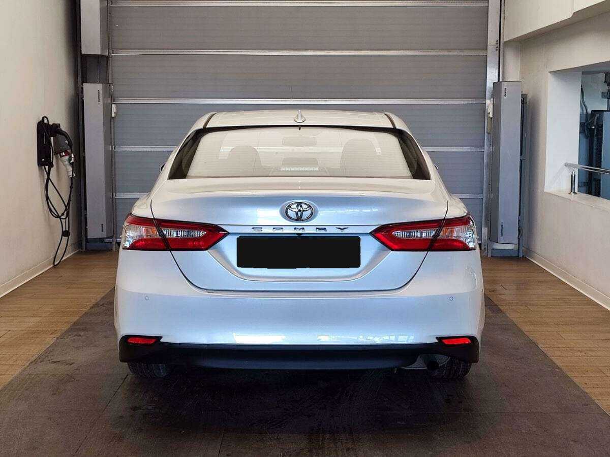 Купить Toyota Camry, 2018, 68 281 км.. Фото: #4