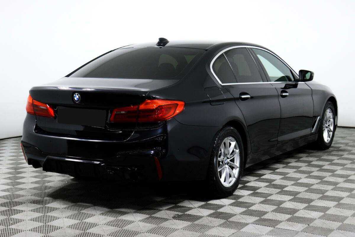 Купить BMW 5 серии, 2017, 184 421 км.. Фото: #4