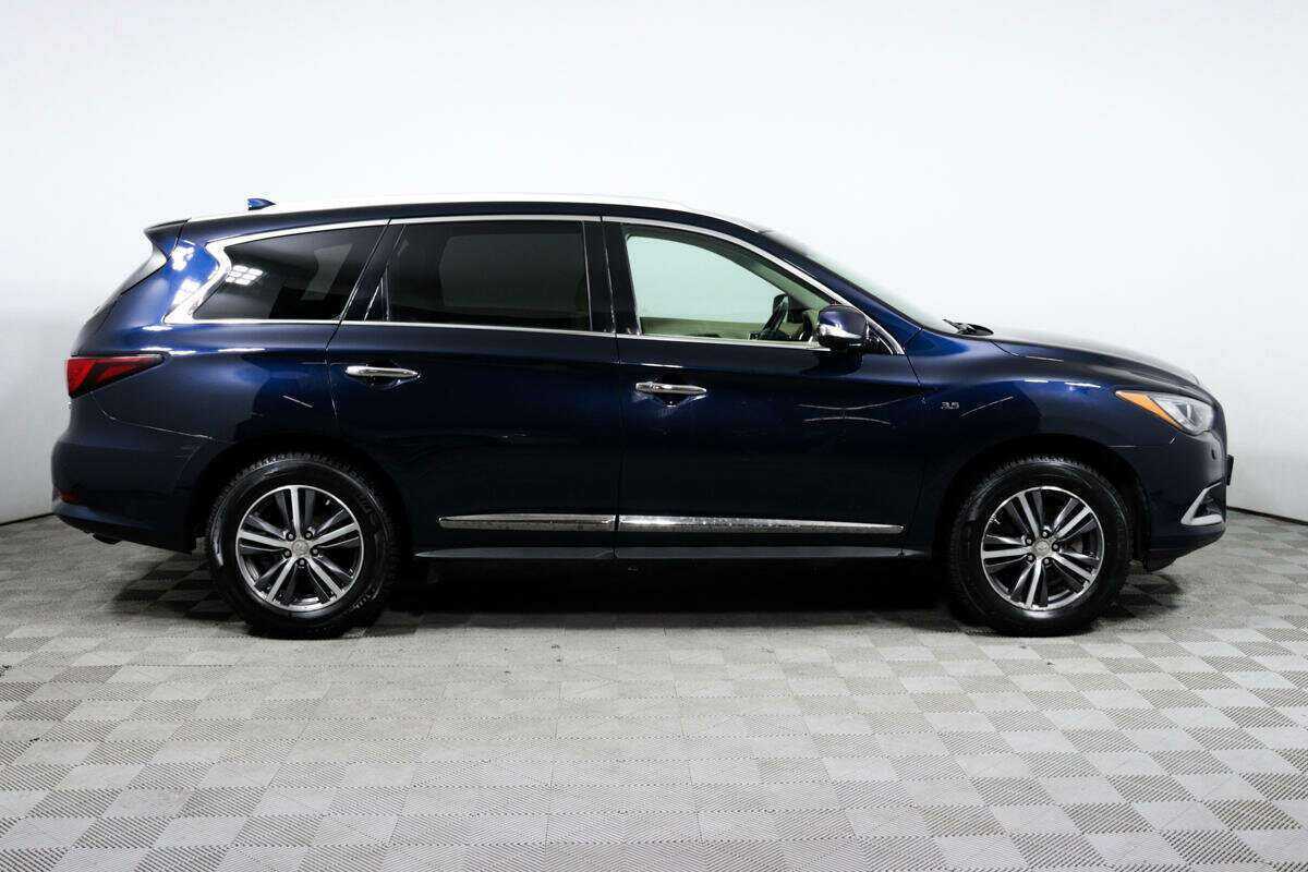 Купить Infiniti QX60, 2018, 65 049 км.. Фото: #3