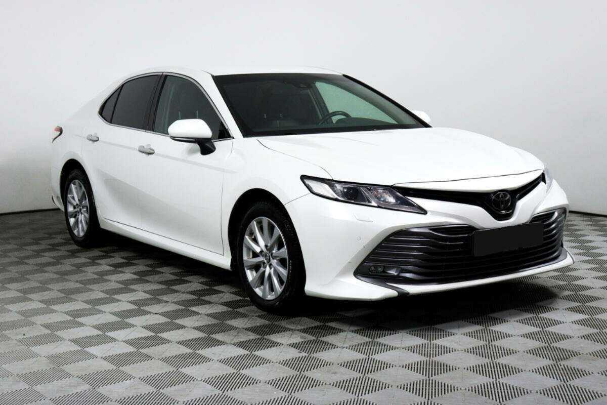Купить Toyota Camry, 2019, 79 111 км.. Фото: #2