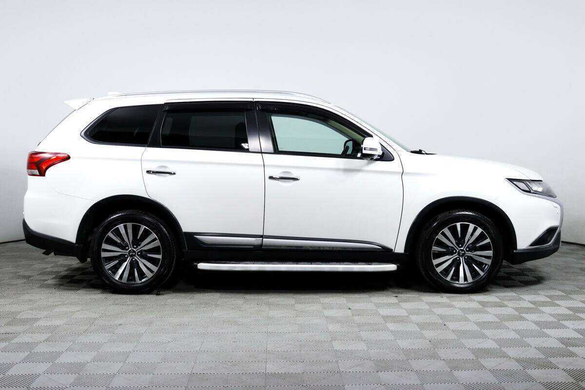 Купить Mitsubishi Outlander, 2019, 103 420 км.. Фото: #3