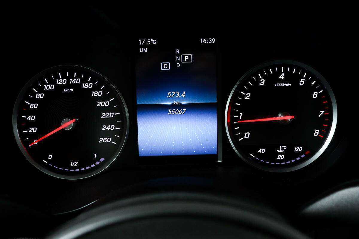 Купить Mercedes-Benz C-Класс, 2018, 54 975 км.. Фото: #9