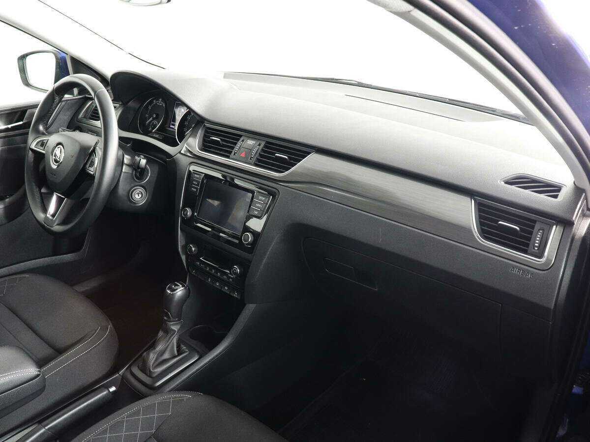 Купить Skoda Rapid, 2018, 120 938 км.. Фото: #9