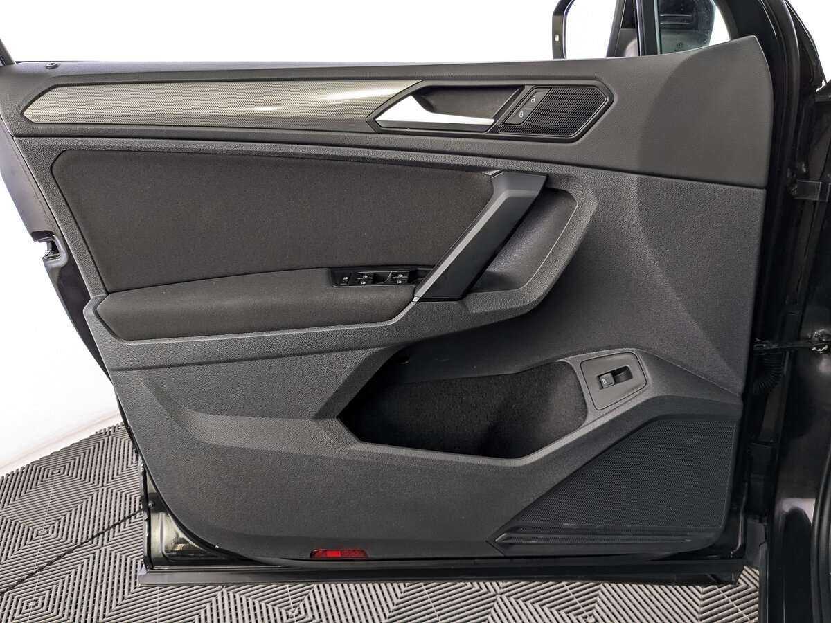 Купить Volkswagen Tiguan, 2019, 139 692 км.. Фото: #17