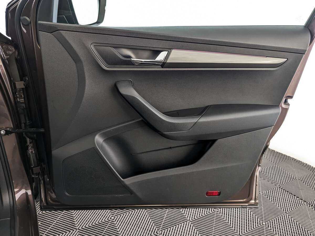 Купить Skoda Karoq, 2020, 90 267 км.. Фото: #19