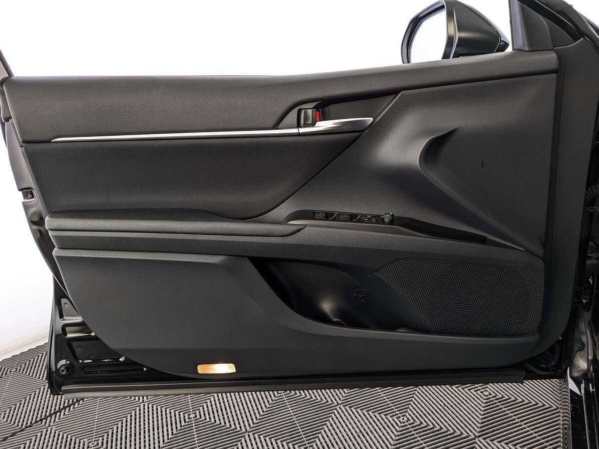 Купить Toyota Camry, 2021, 12 350 км.. Фото: #17