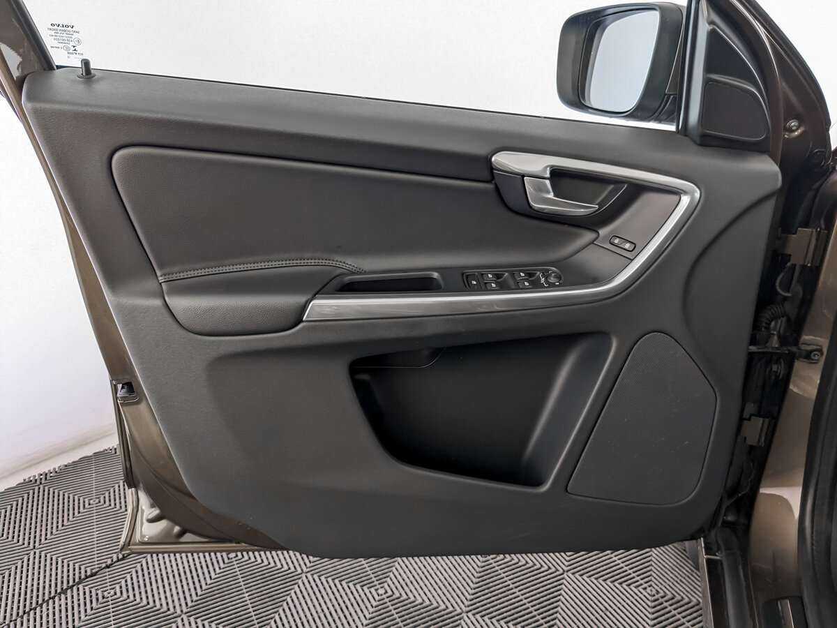 Купить Volvo XC60, 2015, 122 926 км.. Фото: #17