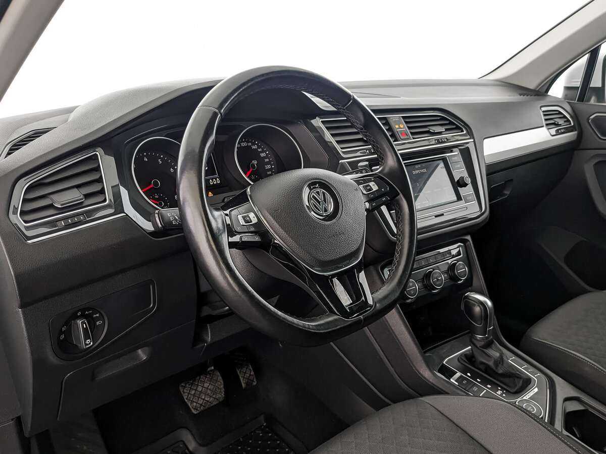 Купить Volkswagen Tiguan, 2018, 133 758 км.. Фото: #10