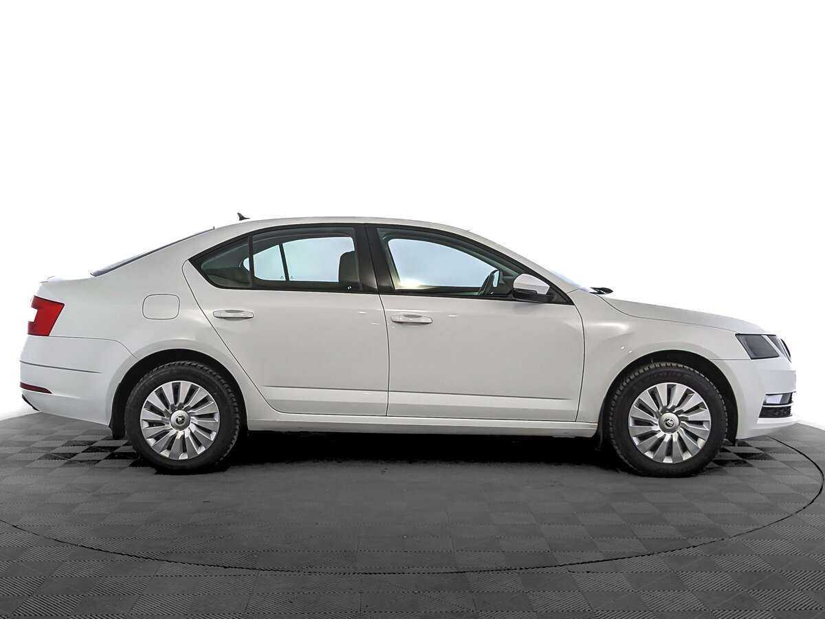 Купить Skoda Octavia, 2020, 70 102 км.. Фото: #3