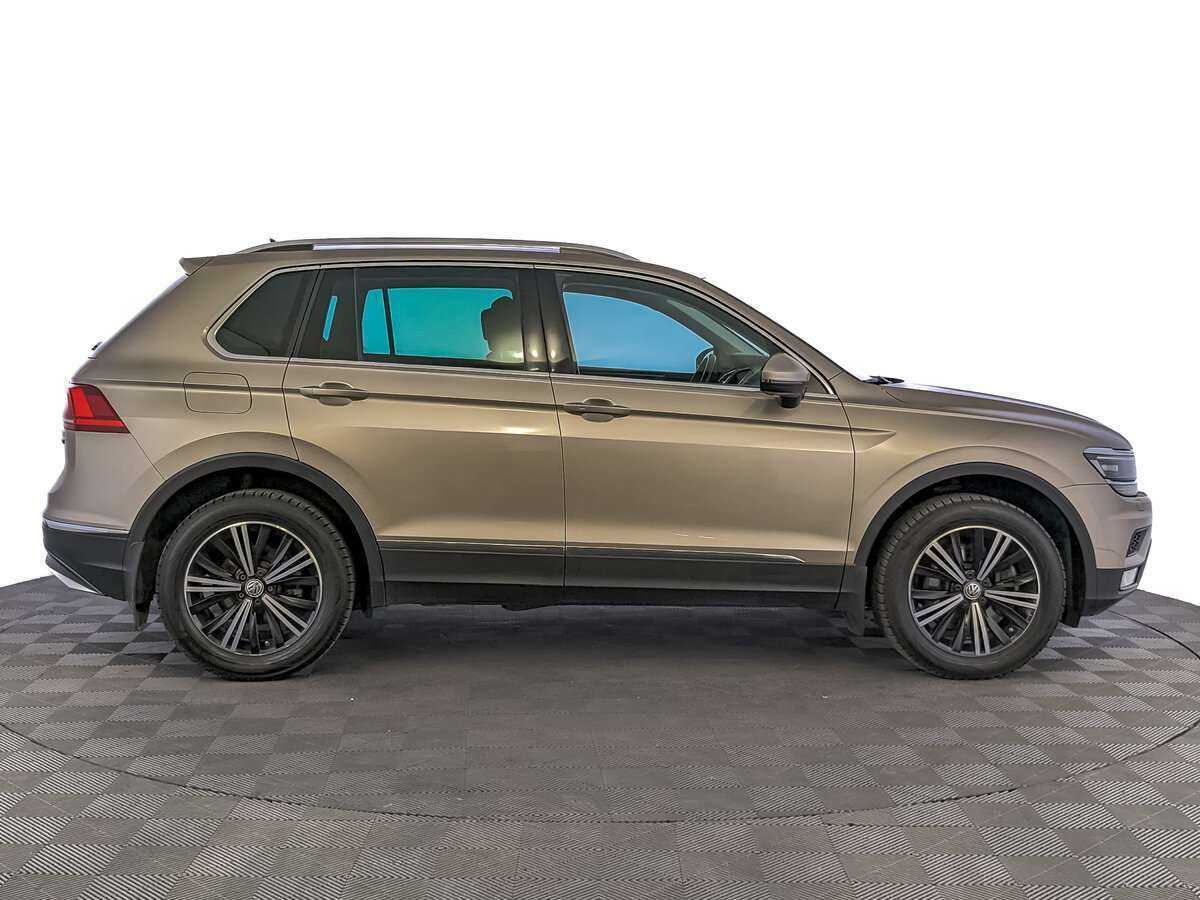 Купить Volkswagen Tiguan, 2018, 105 691 км.. Фото: #3