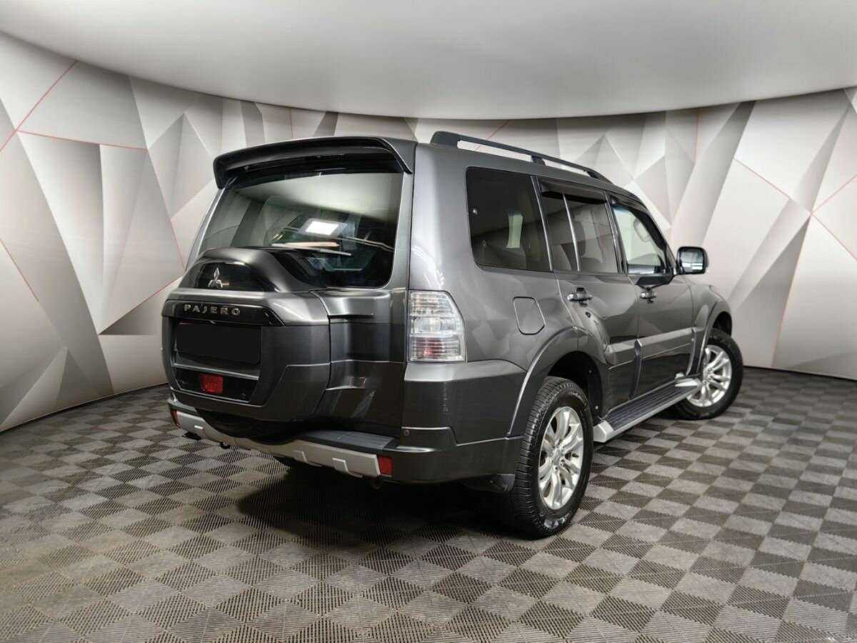 Купить Mitsubishi Pajero, 2015, 94 610 км.. Фото: #1