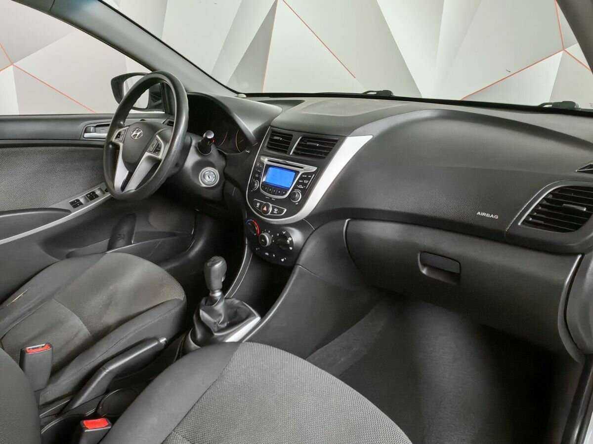 Купить Hyundai Solaris, 2013, 200 731 км.. Фото: #8