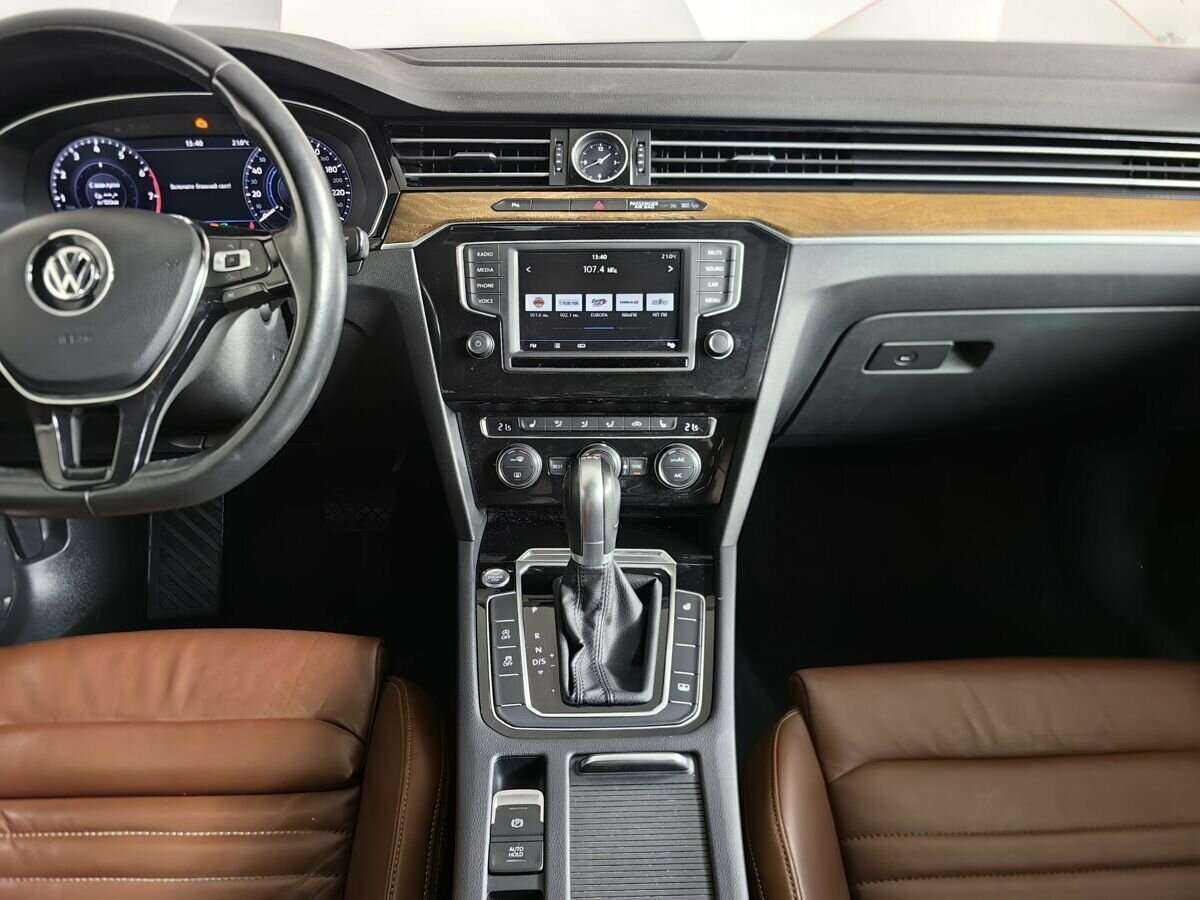 Купить Volkswagen Passat, 2017, 99 391 км.. Фото: #10
