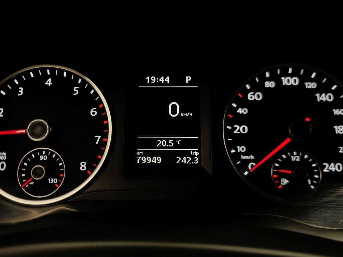 Купить Volkswagen Tiguan, 2013, 79 949 км.. Фото: #15