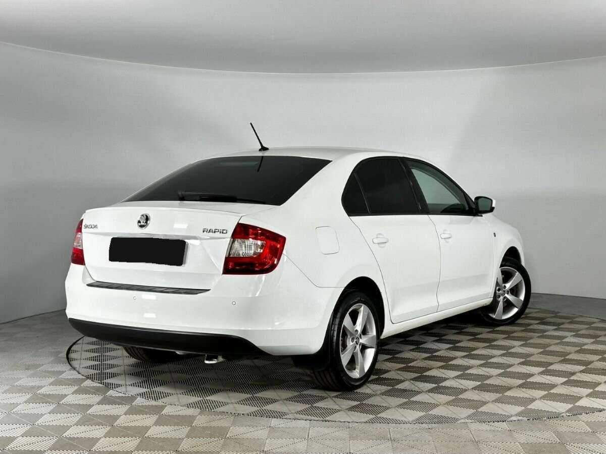 Купить Skoda Rapid, 2016, 57 530 км.. Фото: #1