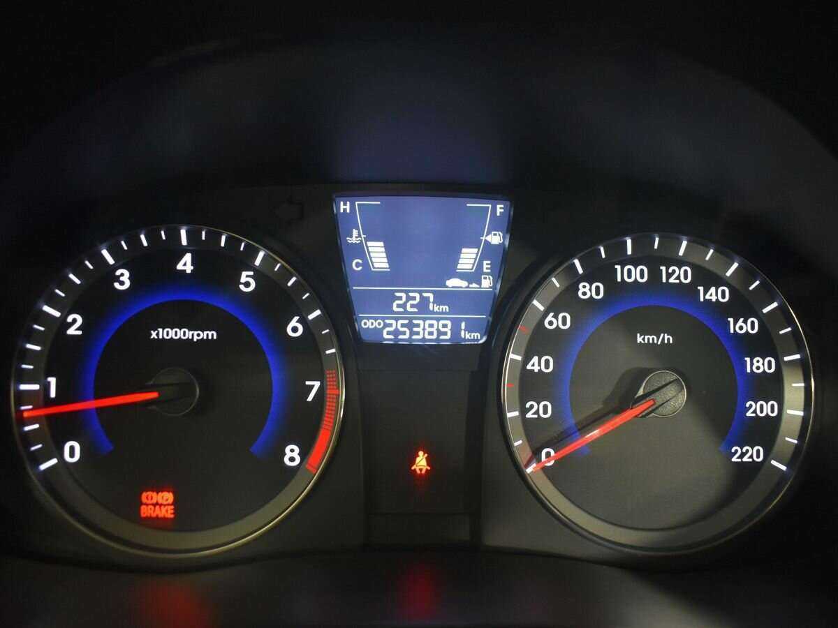 Купить Hyundai Solaris, 2013, 253 888 км.. Фото: #12