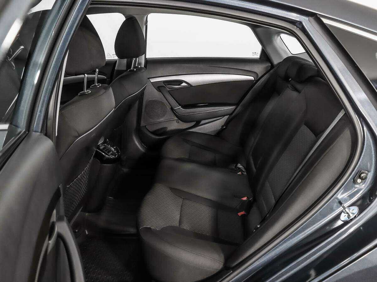 Купить Hyundai i40, 2015, 128 957 км.. Фото: #9