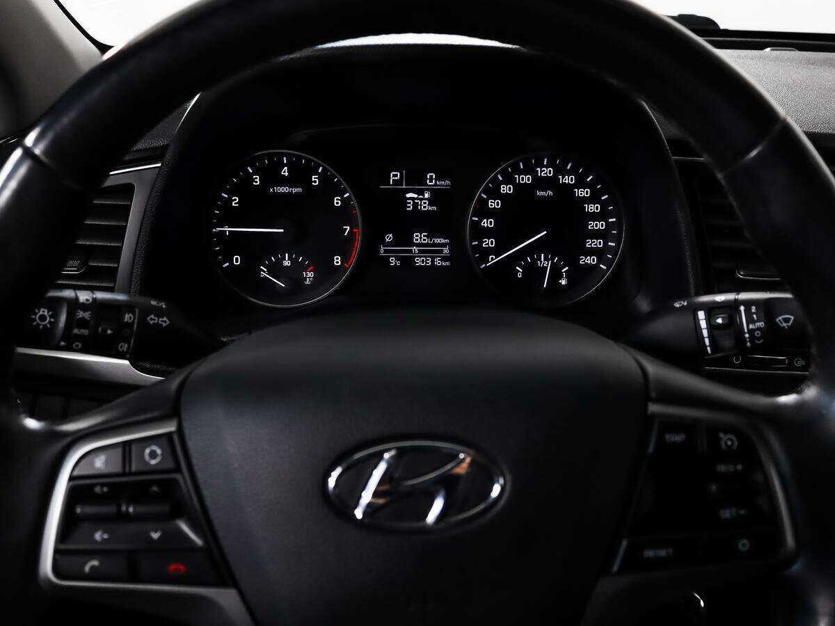 Купить Hyundai Elantra, 2017, 90 234 км.. Фото: #15