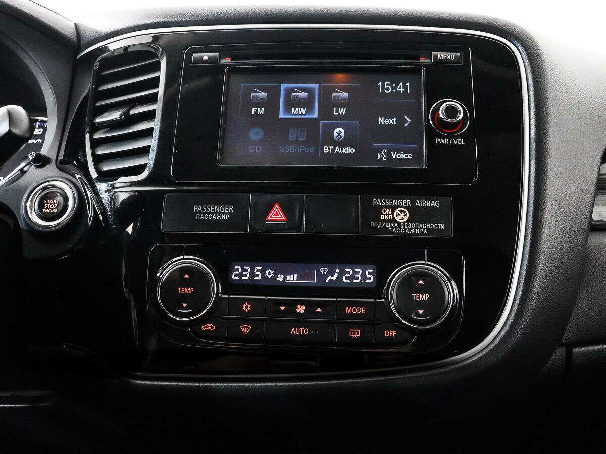 Купить Mitsubishi Outlander, 2016, 117 437 км.. Фото: #14