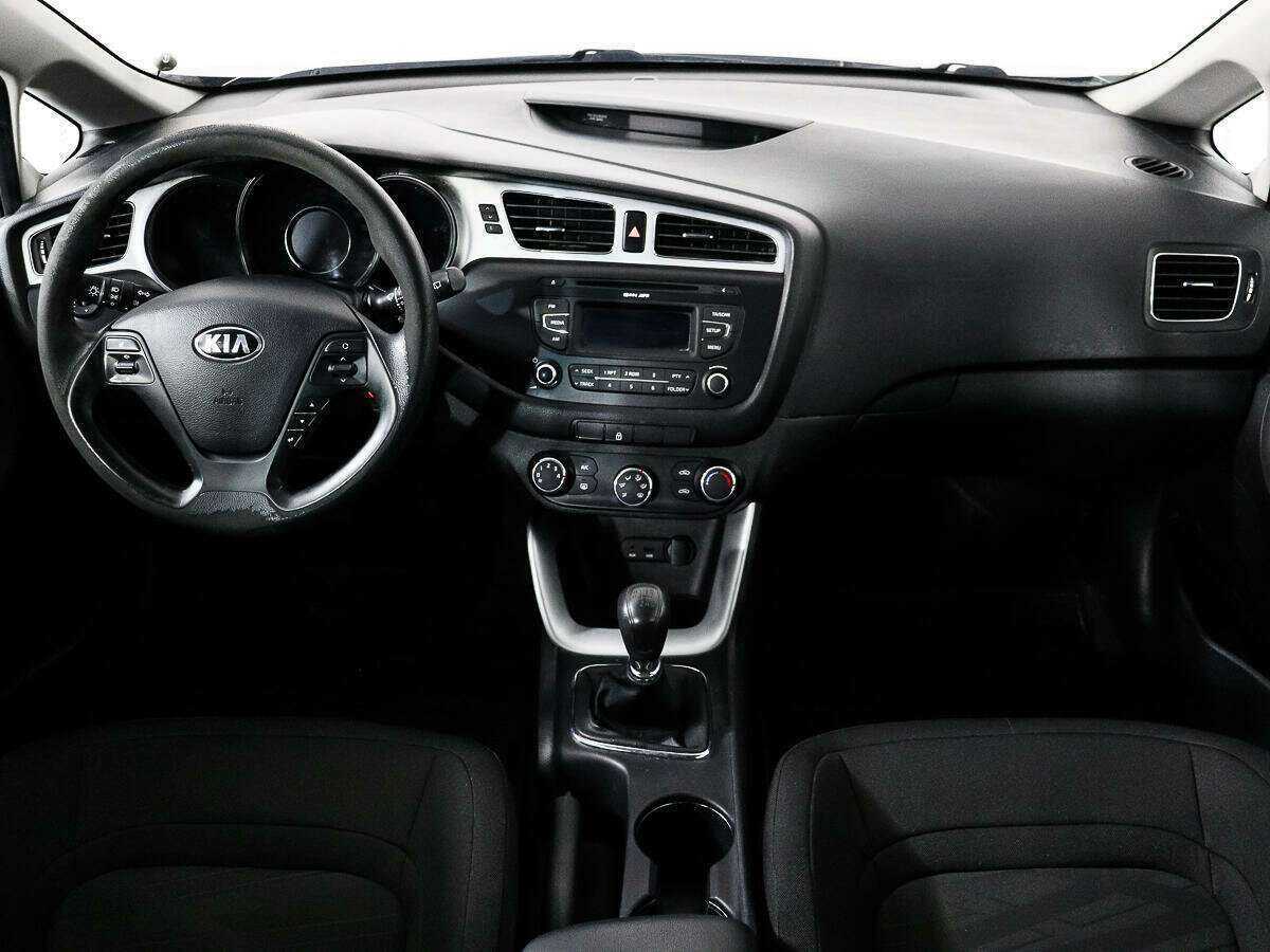 Купить Kia Ceed, 2013, 107 219 км.. Фото: #11