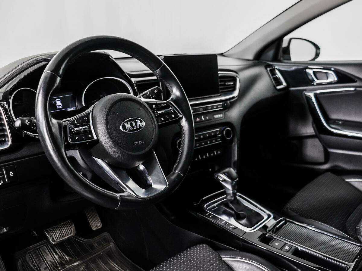 Купить Kia Ceed, 2018, 122 250 км.. Фото: #8
