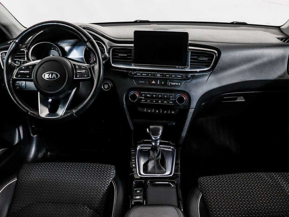 Купить Kia Ceed, 2018, 122 250 км.. Фото: #15