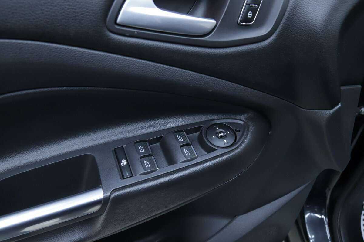 Купить Ford Kuga, 2013, 130 500 км.. Фото: #7