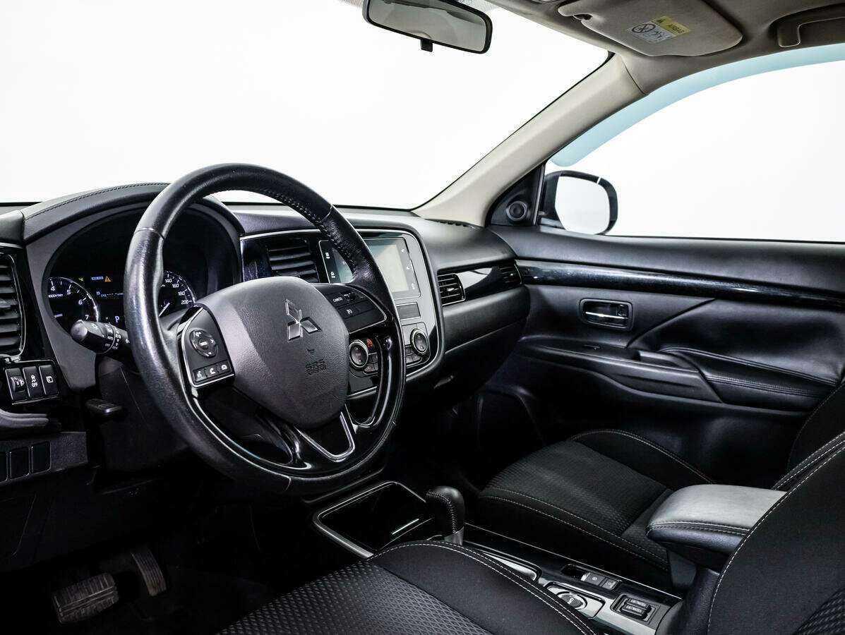 Купить Mitsubishi Outlander, 2018, 108 764 км.. Фото: #8