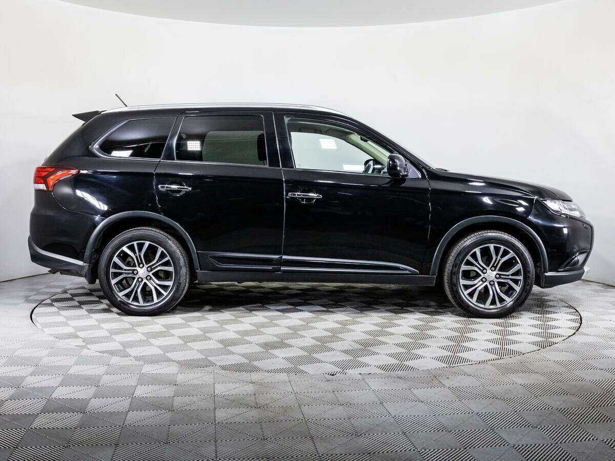 Купить Mitsubishi Outlander, 2016, 141 780 км.. Фото: #3