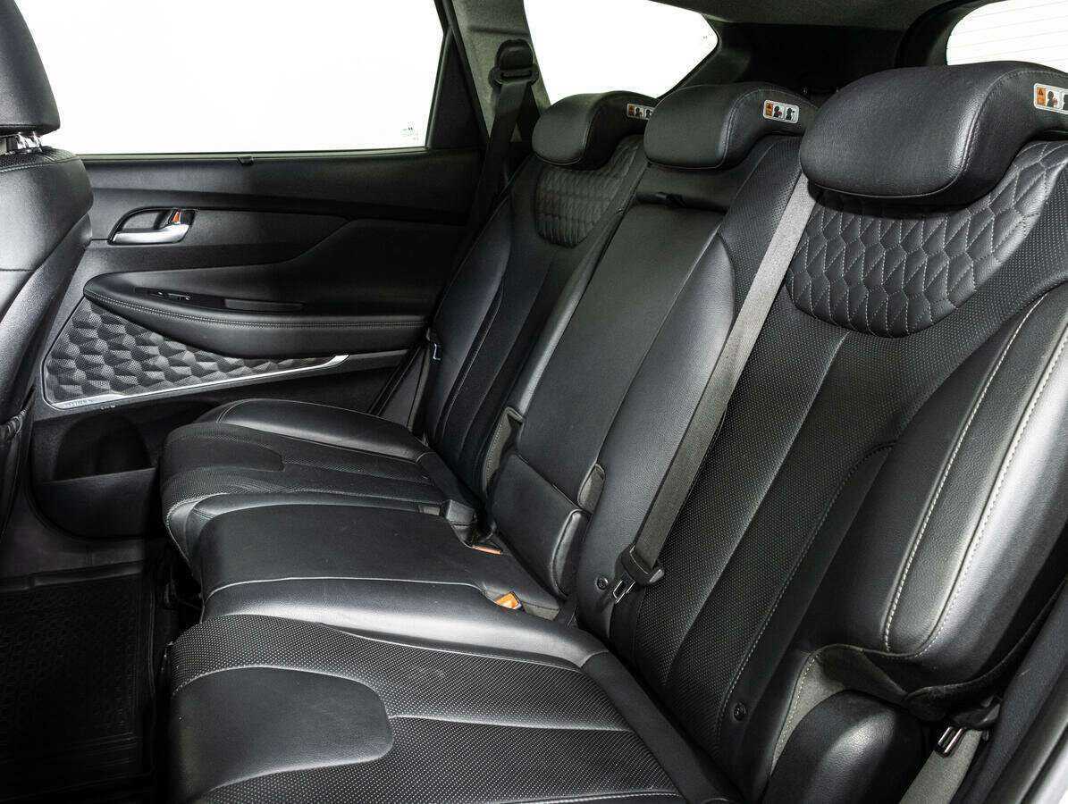Купить Hyundai Santa Fe, 2019, 135 980 км.. Фото: #7
