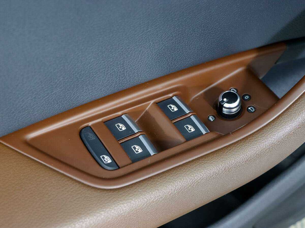 Купить Audi A4, 2015, 182 000 км.. Фото: #7