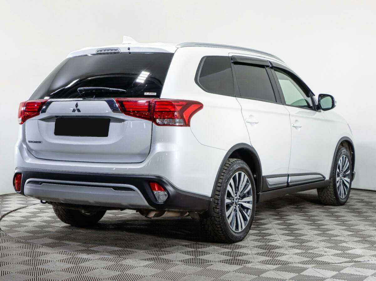Купить Mitsubishi Outlander, 2021, 55 300 км.. Фото: #4