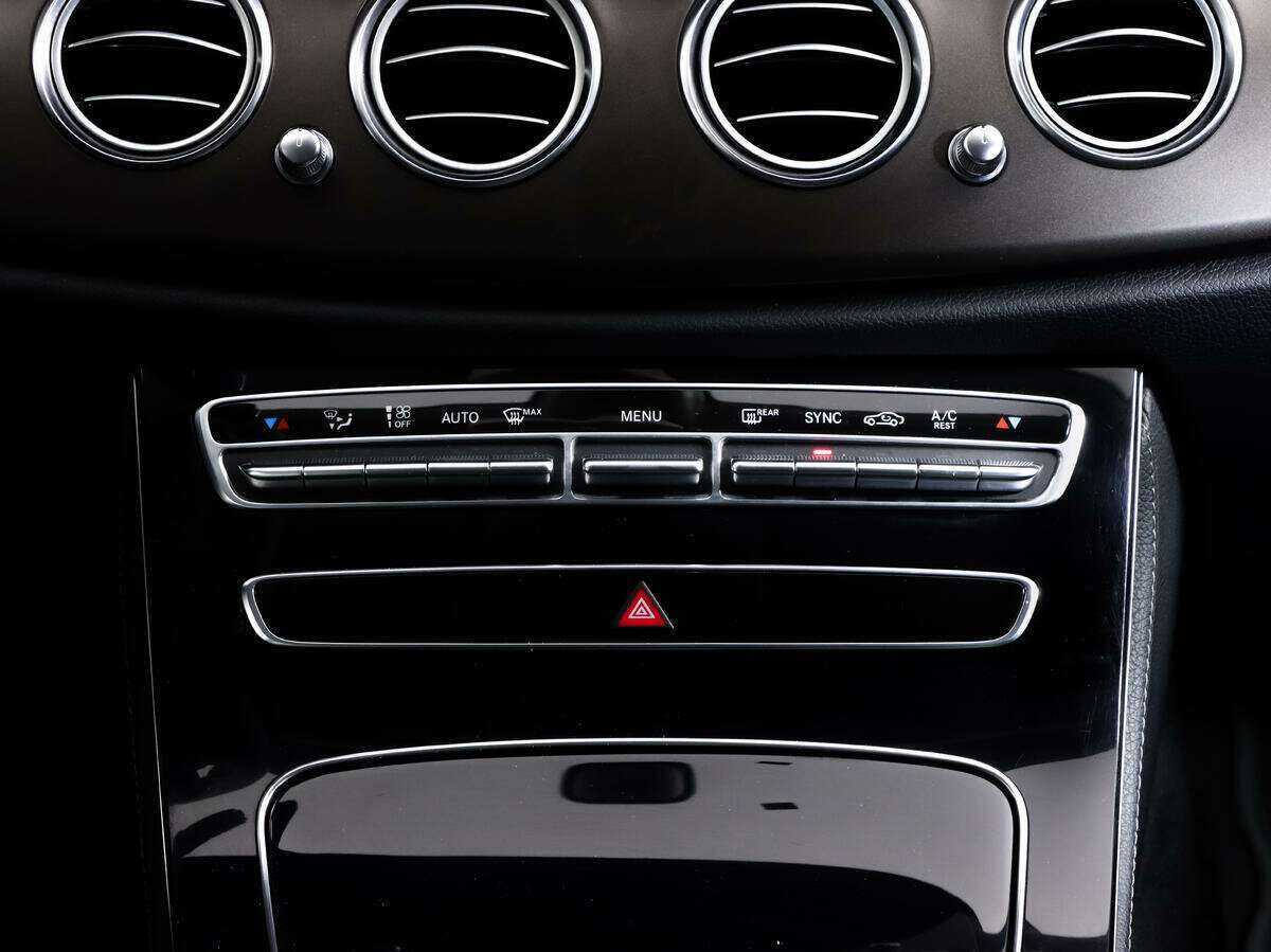 Купить Mercedes-Benz E-Класс, 2016, 161 477 км.. Фото: #13
