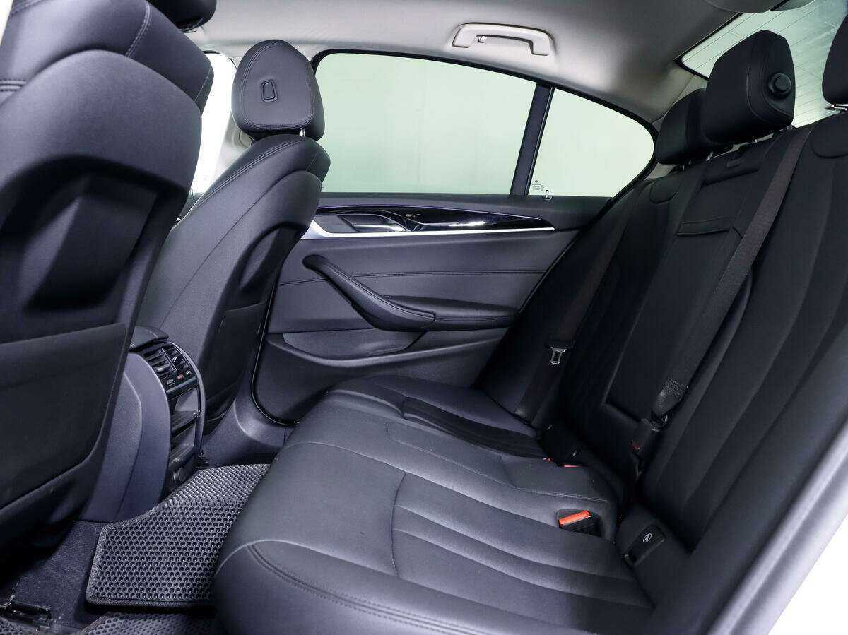 Купить BMW 5 серии, 2019, 169 015 км.. Фото: #7