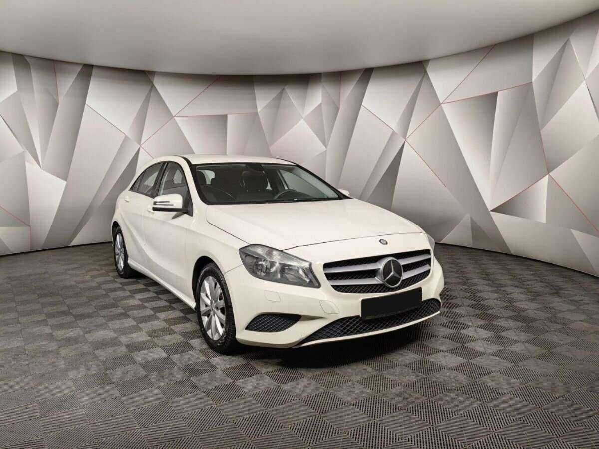 Купить Mercedes-Benz A-Класс, 2014, 217 768 км.. Фото: #2