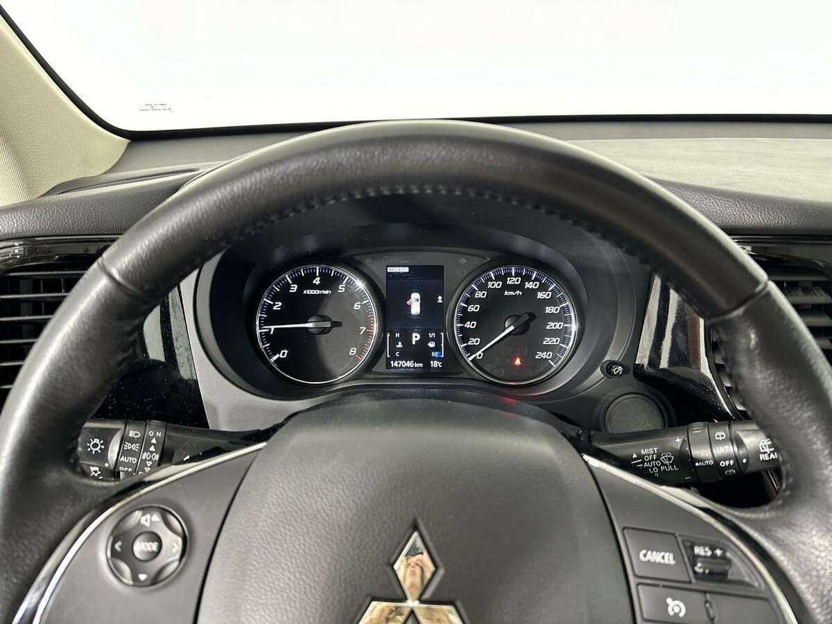 Купить Mitsubishi Outlander, 2017, 146 761 км.. Фото: #10