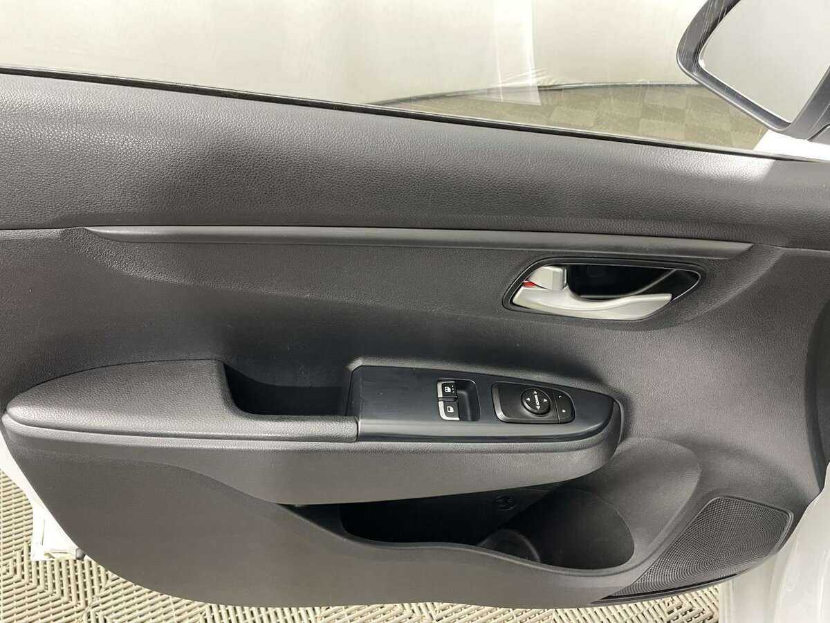 Купить Kia Rio, 2021, 37 206 км.. Фото: #7